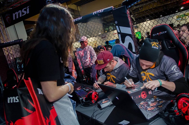 DreamHack Winter 2014 Fnatic CSGO Signage