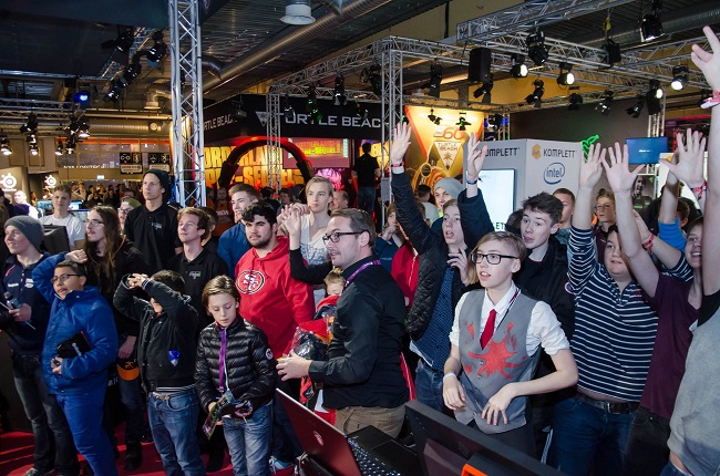 DreamHack Winter 2014 Crowd